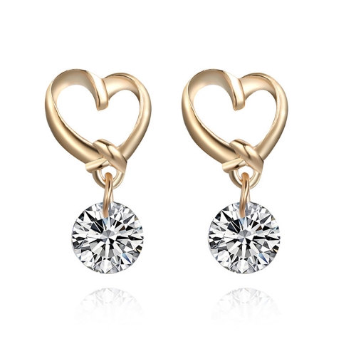 Elegant hollow heart zircon stud earrings for girls