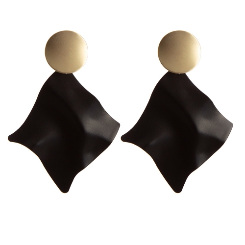 Geometric vintage earrings with black gold drop earrings